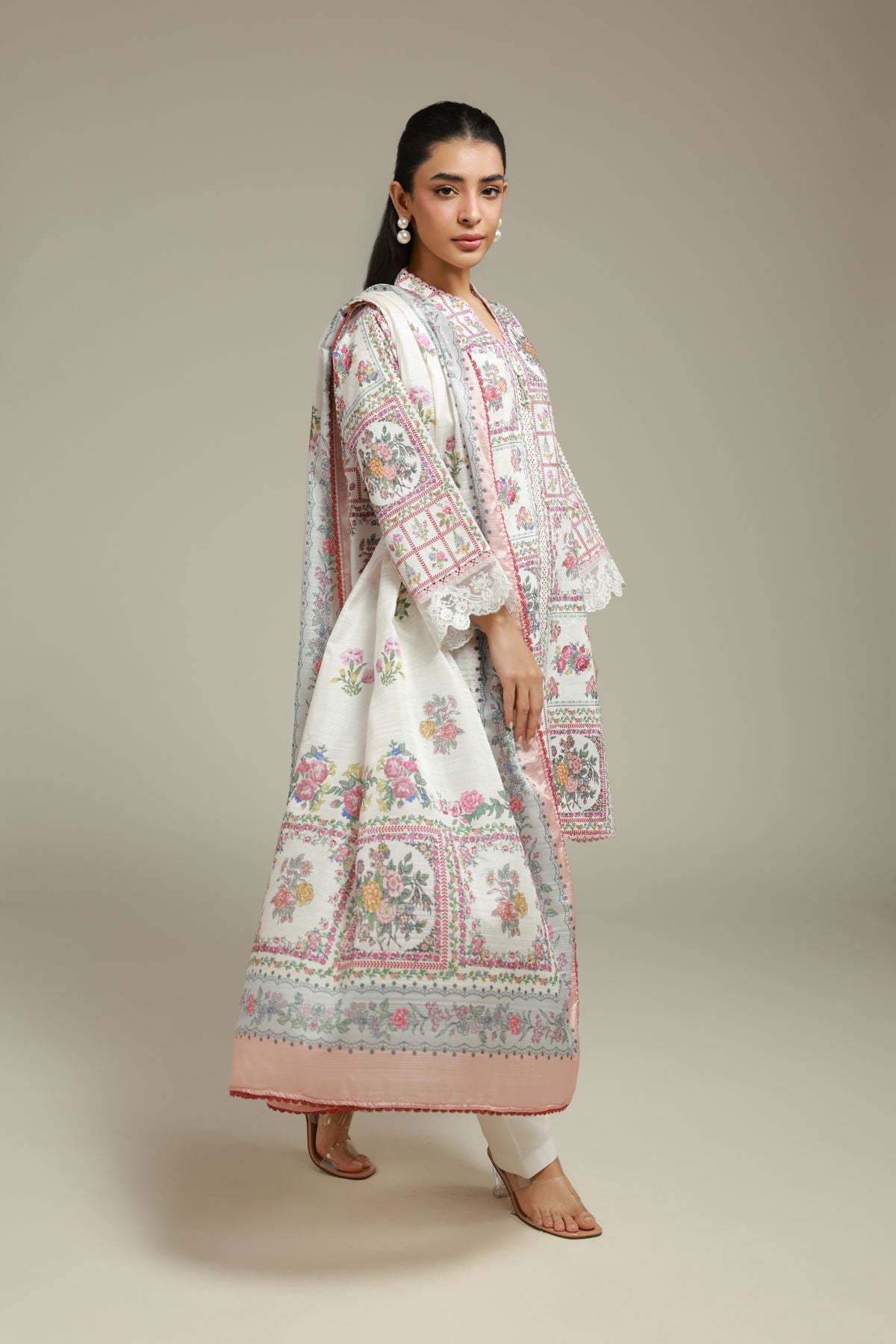 Embroidered Jacquard Floral 3-piece Set - 1-26-108-A-F-VG