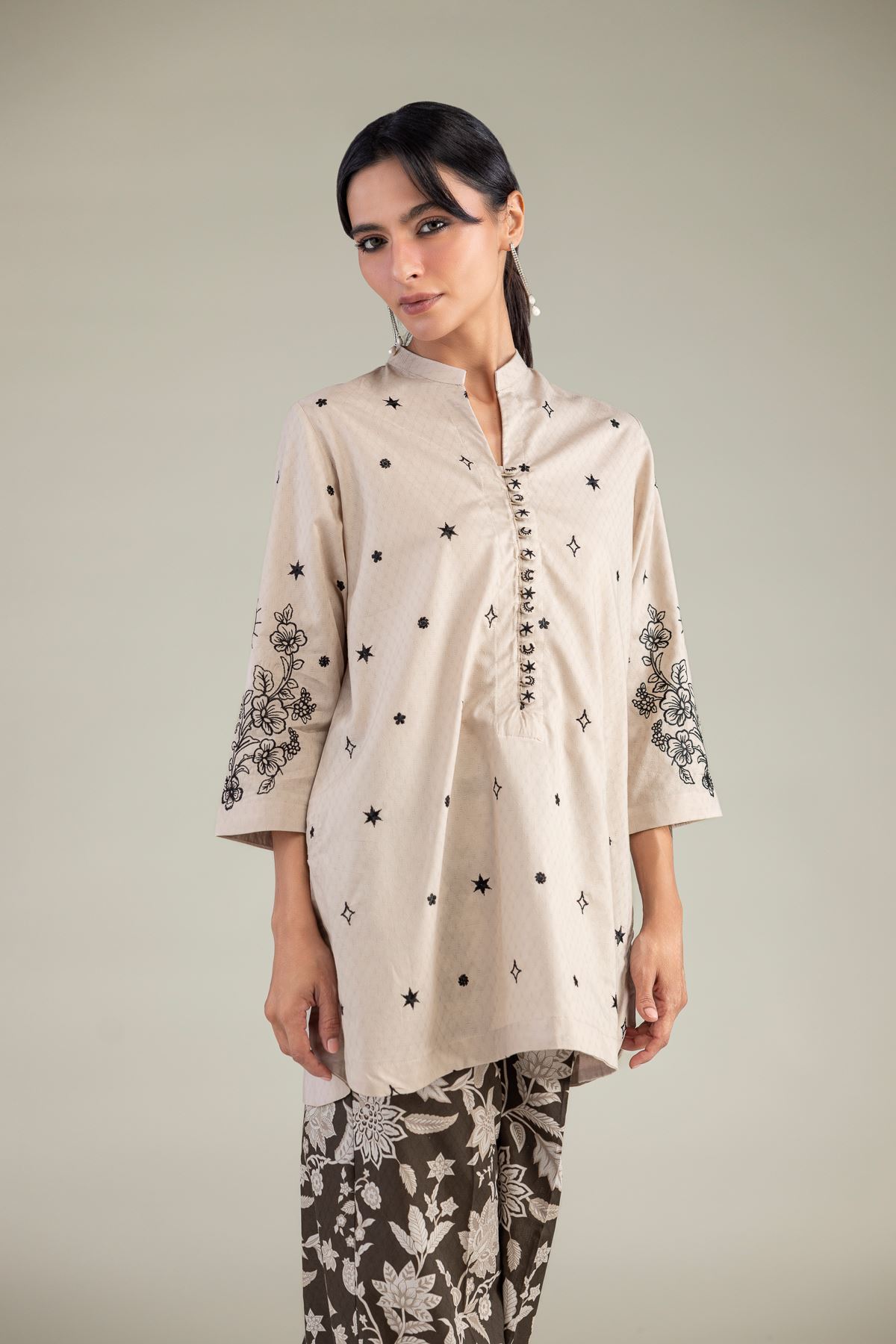 Embroidered Cotton Dobby Beige Floral Kurta - 8-26-213-A-B1-VG