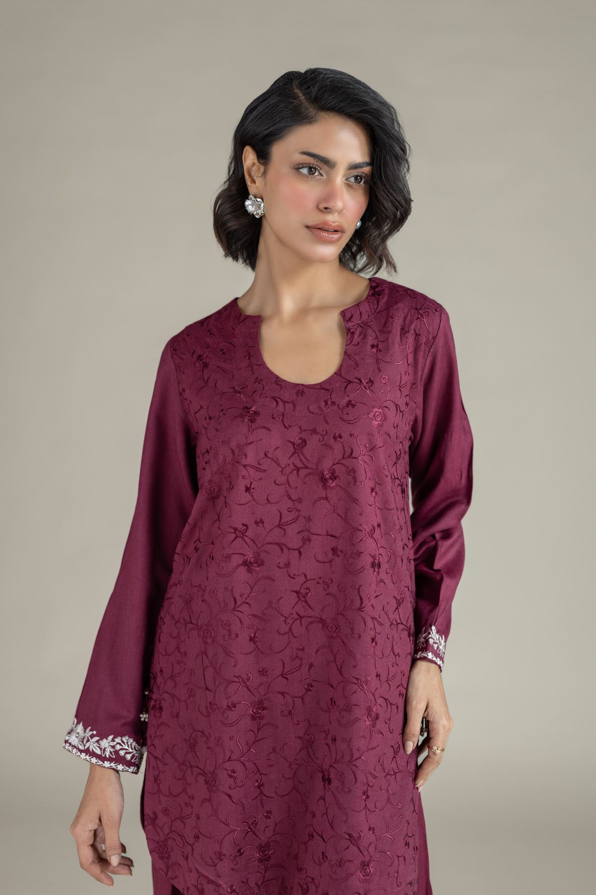 Embroidered Heavy Blended Viscose Floral Short Kurta - 25-09-9S1-04TA-VG