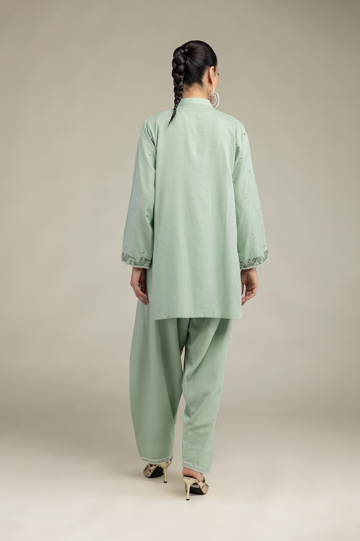 Embroidered Raw Silk Floral Embroidered Kurta - 25-09-11E14-03TA-VG